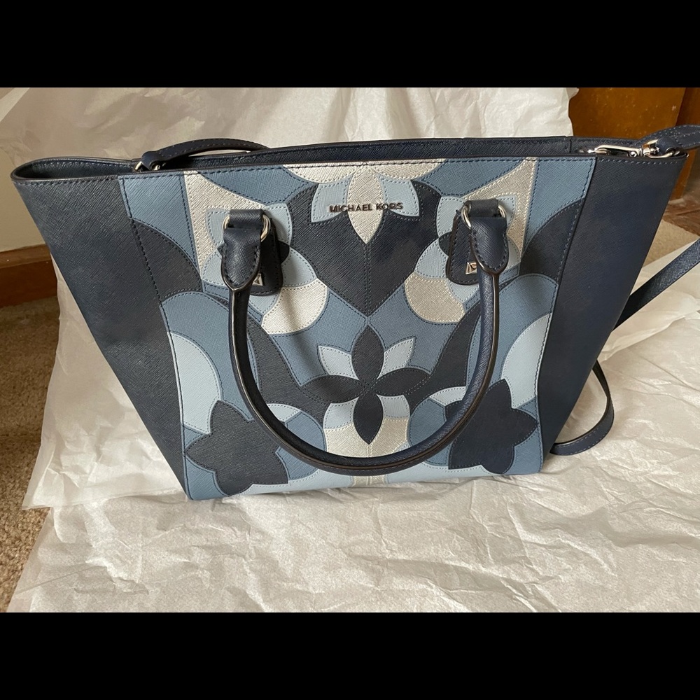 Michael Kors Tote